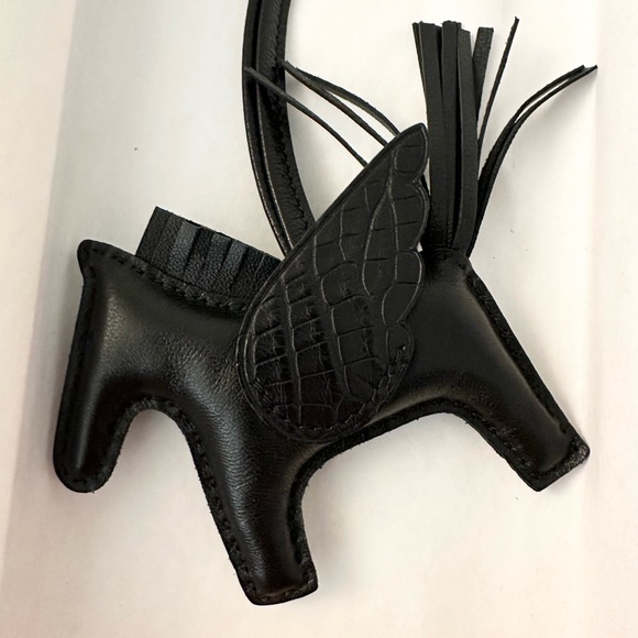 Hermes Noir Black Milo Lambskin Alligator Touch Rodeo Pegase PM Exotic Bag Charm - Picture 6 of 7